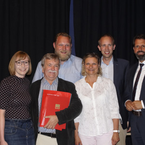 Gruppenfoto der Laudatoren (v.l.n.r Nicole Piechotta, Wolfgang Wulf, Ulf Prange, Claudia Ellberg, Dennis Rohde, Olaf Lies)