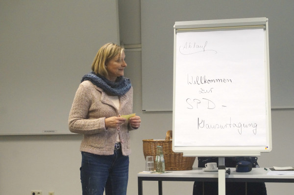 Begrüßung OV-Klausur Claudia Ellberg